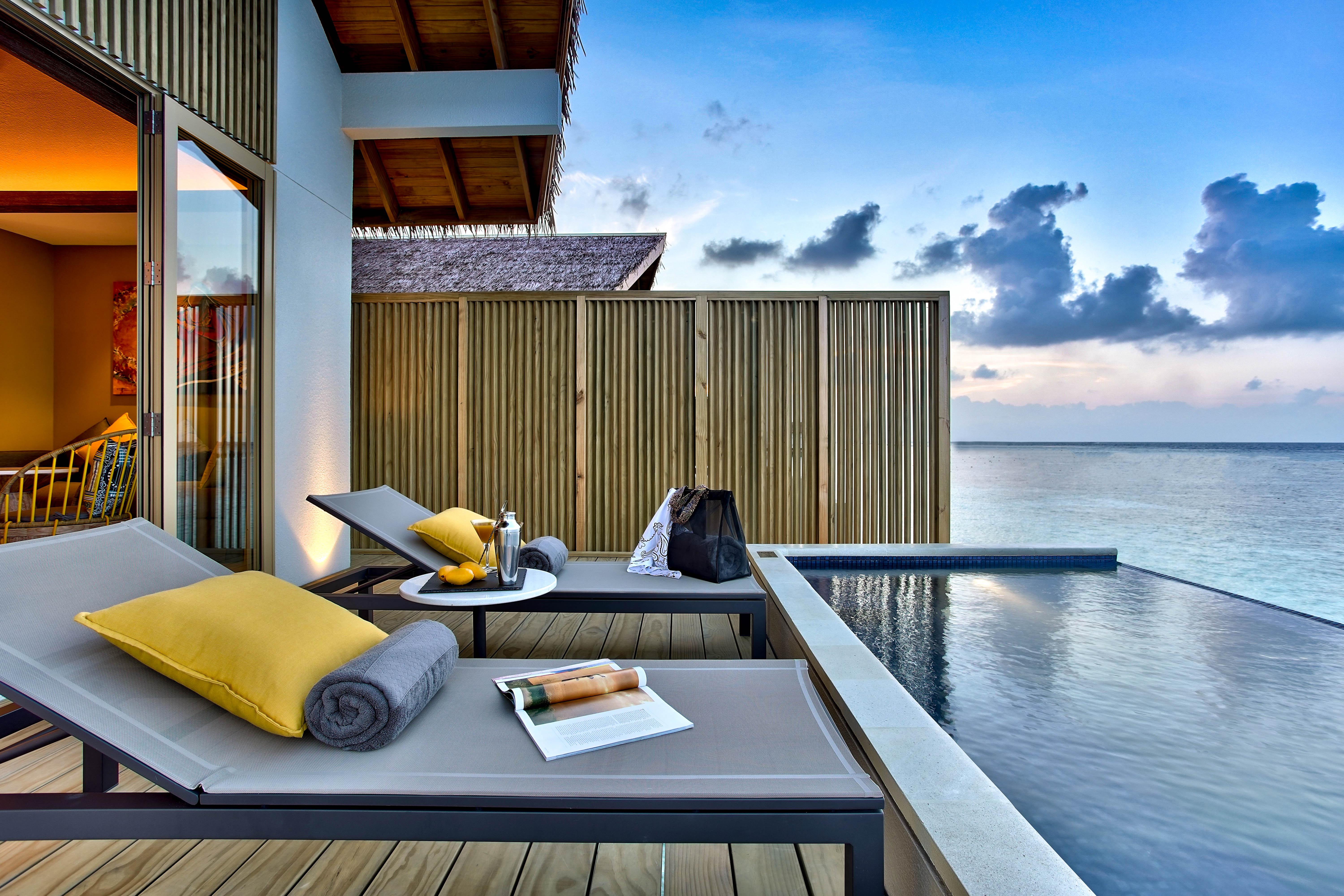 Hard Rock Hotel Maldives - Complimentary Roundtrip Speed Boat Transfer Until 21St December 2025 Emboodhoo Lagoon Esterno foto The view from a pool villa at the resort