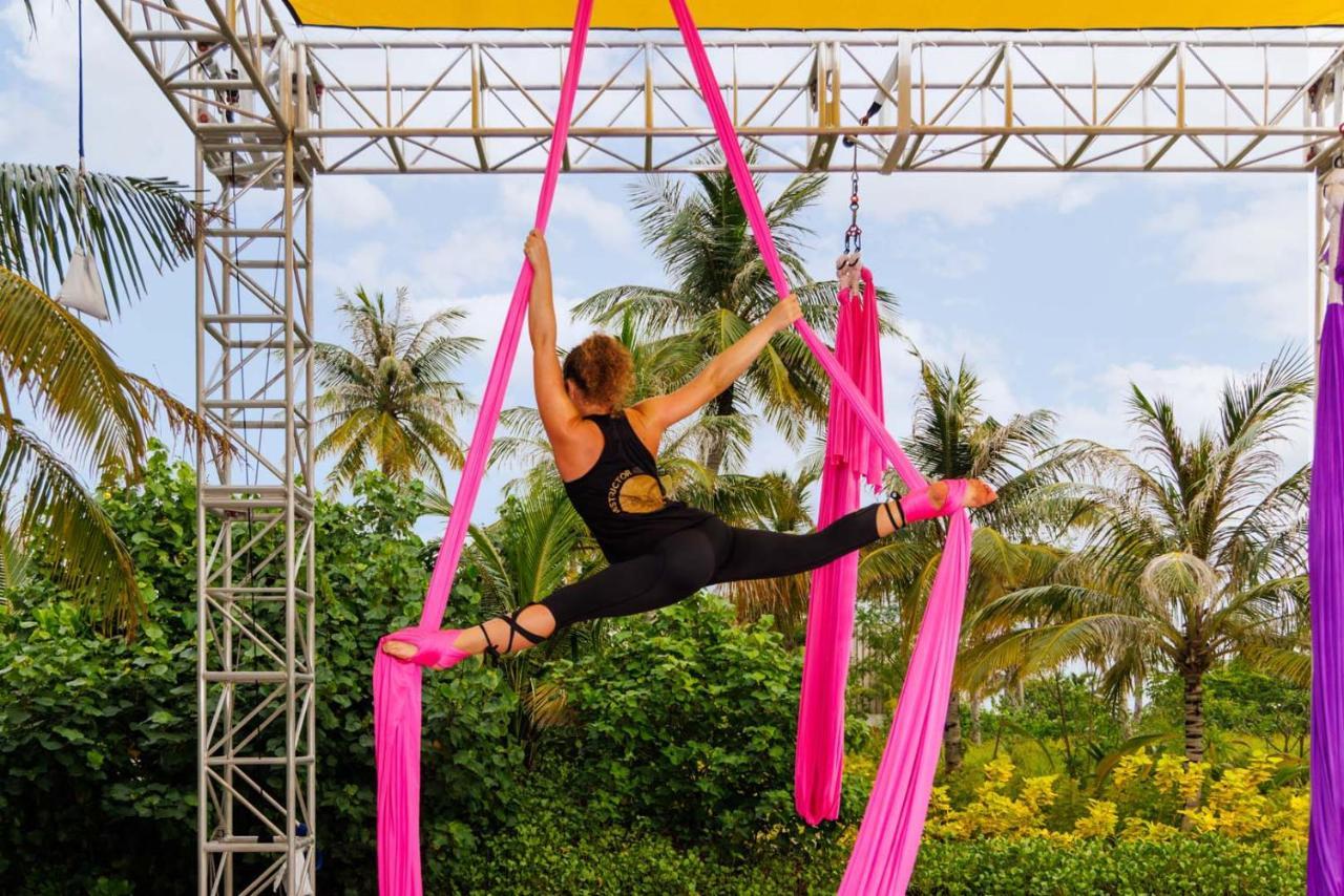 Hard Rock Hotel Maldives - Complimentary Roundtrip Speed Boat Transfer Until 21St December 2025 Emboodhoo Lagoon Esterno foto Aerial silks