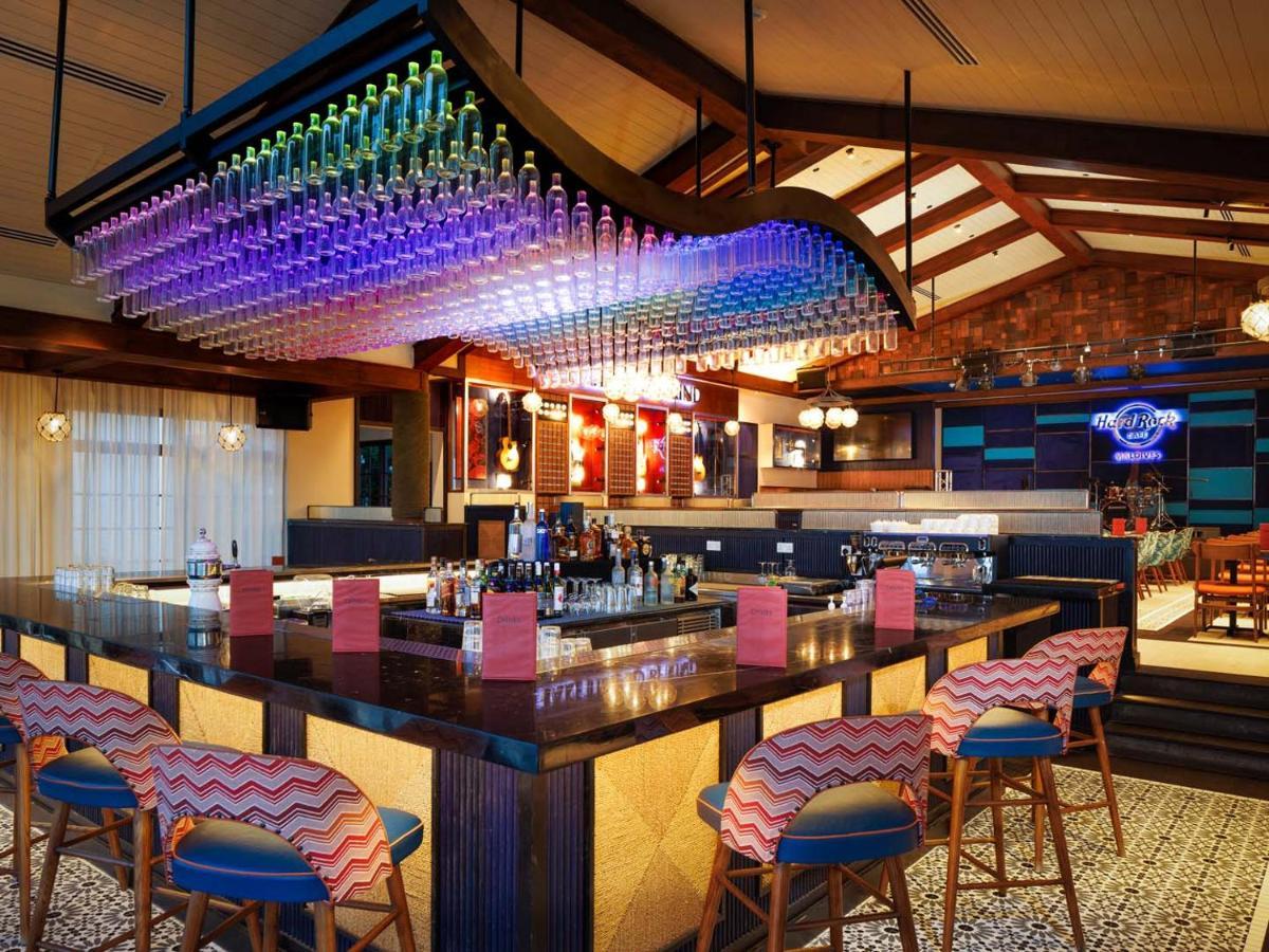 Hard Rock Hotel Maldives - Complimentary Roundtrip Speed Boat Transfer Until 21St December 2025 Emboodhoo Lagoon Esterno foto The bar at the restaurant