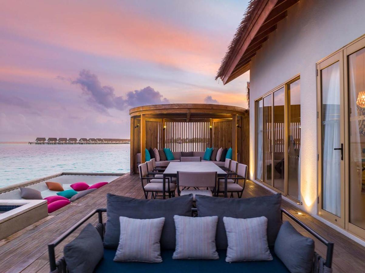 Hard Rock Hotel Maldives - Complimentary Roundtrip Speed Boat Transfer Until 21St December 2025 Emboodhoo Lagoon Esterno foto A water villa at the resort