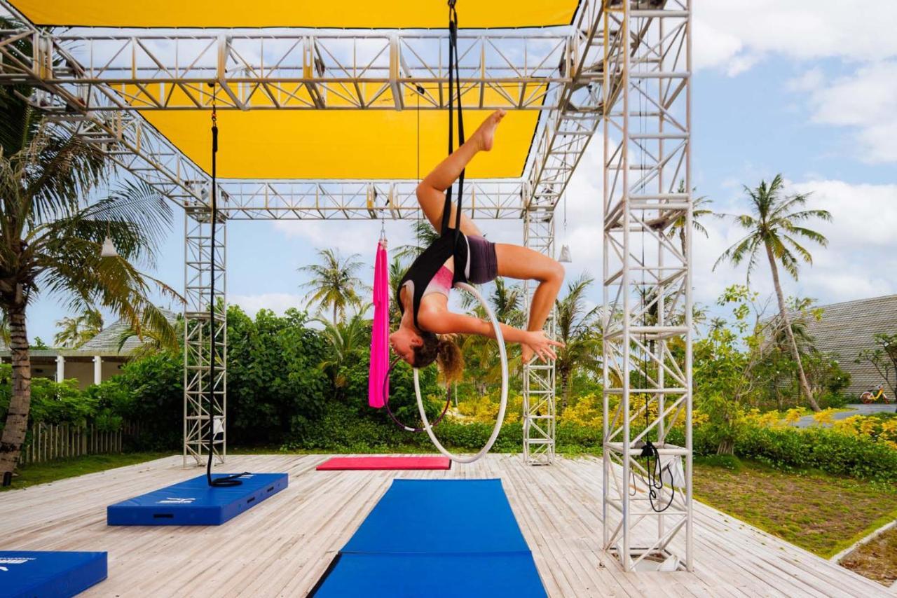 Hard Rock Hotel Maldives - Complimentary Roundtrip Speed Boat Transfer Until 21St December 2025 Emboodhoo Lagoon Esterno foto Aerial hoop