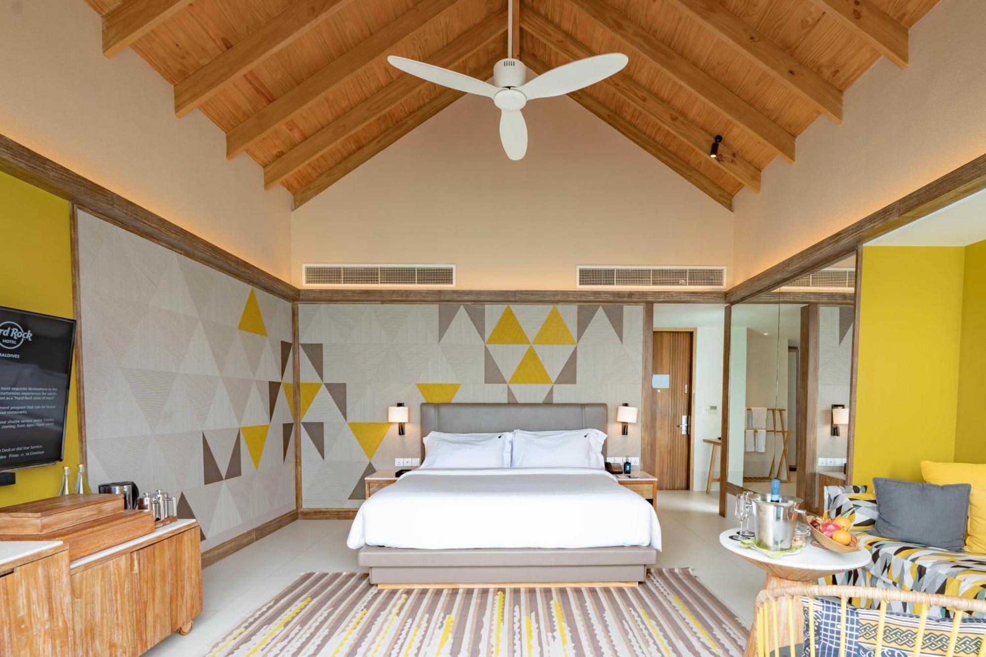 Hard Rock Hotel Maldives - Complimentary Roundtrip Speed Boat Transfer Until 21St December 2025 Emboodhoo Lagoon Esterno foto A bedroom at the hotel