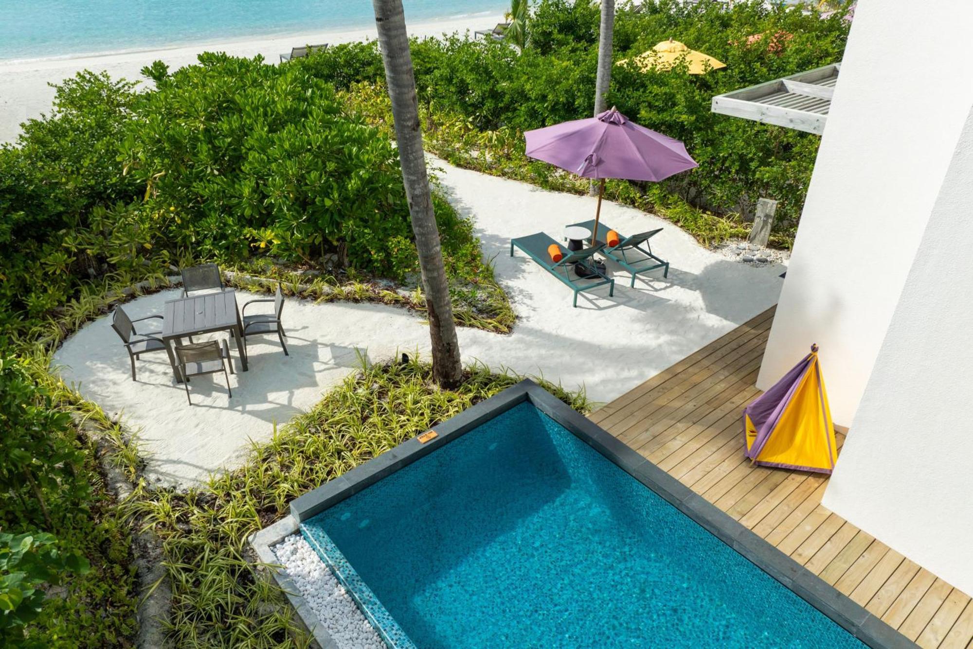 Hard Rock Hotel Maldives - Complimentary Roundtrip Speed Boat Transfer Until 21St December 2025 Emboodhoo Lagoon Esterno foto A private pool at the hotel